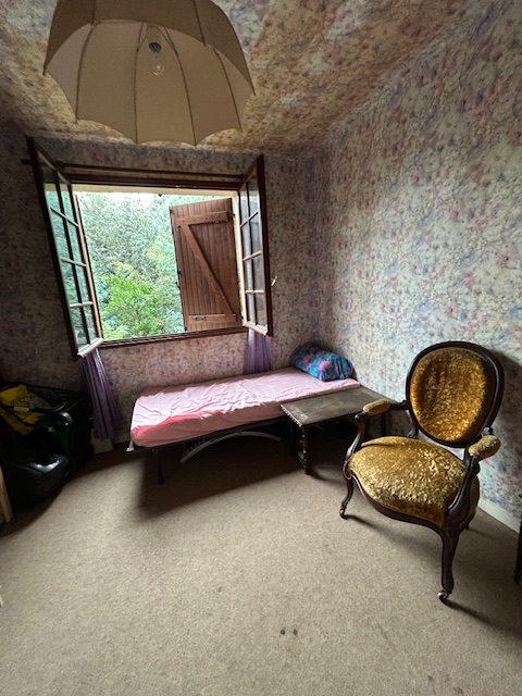 Maison - 95 m² - 5 pièces