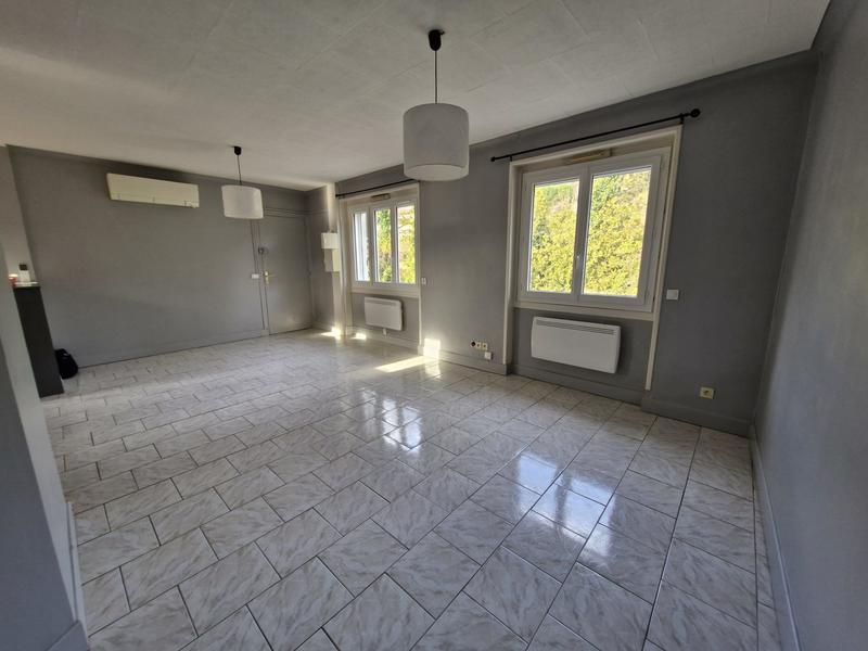 Appartement - 55 m² - 2 pièces