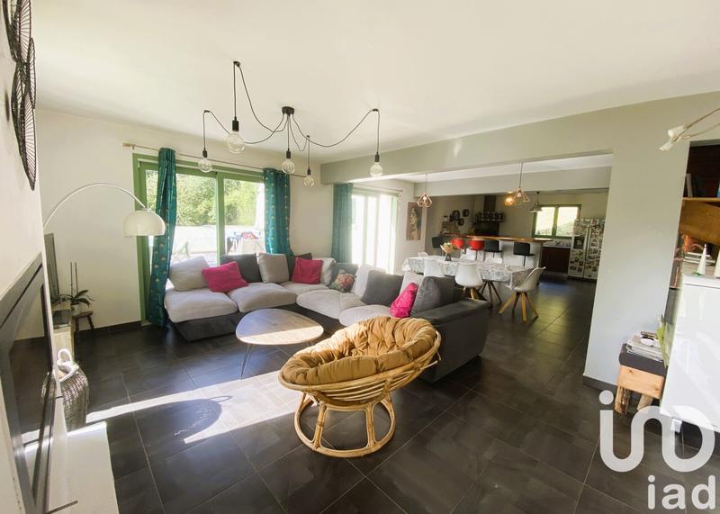 Maison - 171 m² - 7 pièces