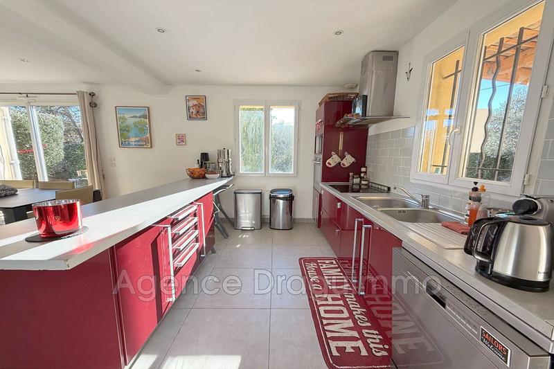 Villa - 141 m² - 5 pièces