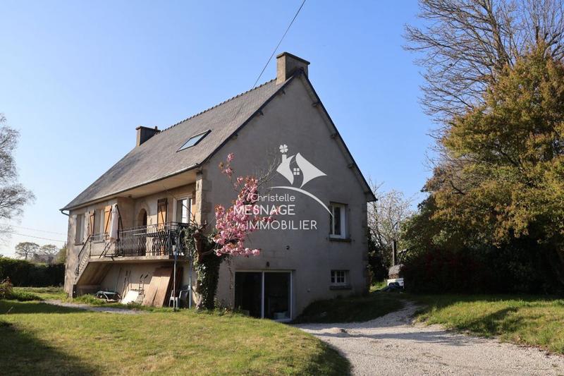 Maison traditionnelle - 140 m² - 6 pièces