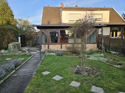 Maison - 82 m² - 5 pièces