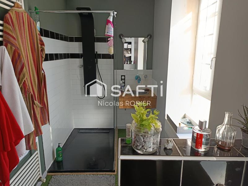 Maison - 290 m² - 6 pièces