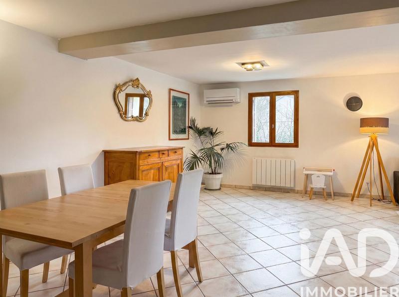 Maison - 180 m² - 7 pièces