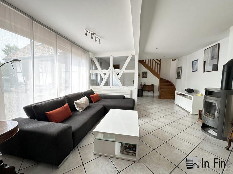 Maison - 169 m² - 7 pièces