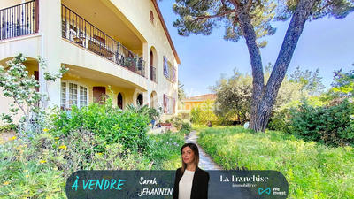 Maison - 226 m² - 6 pièces