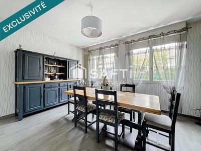 Maison - 93 m² - 4 pièces