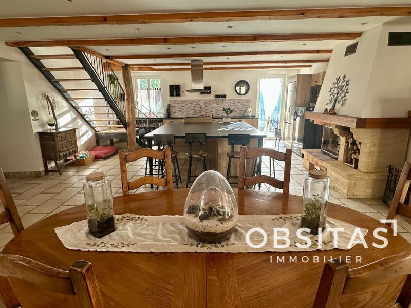 Immeuble - 150 m² - 3 pièces