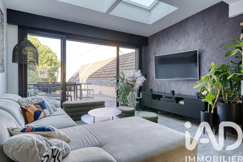 Maison de maîtres - 140 m² - 6 pièces