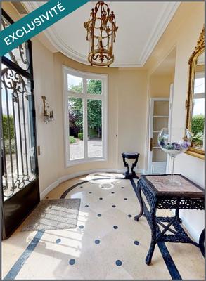 Château - 1 150 m² - 15 pièces