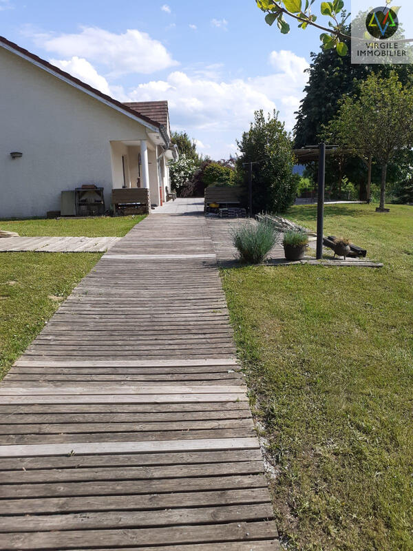 Villa - 149 m² - 6 pièces