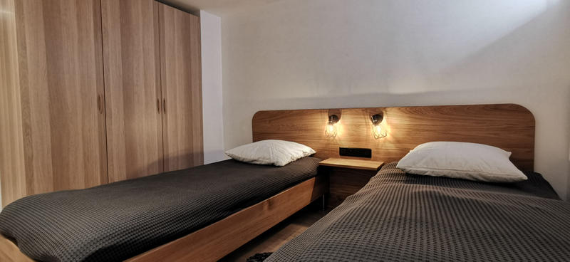 Maison - 200 m² - 8 pièces