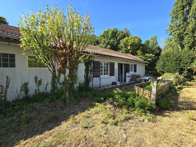 Maison de domaine - 260 m² - 7 pièces