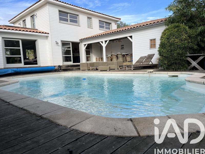 Maison - 168 m² - 6 pièces