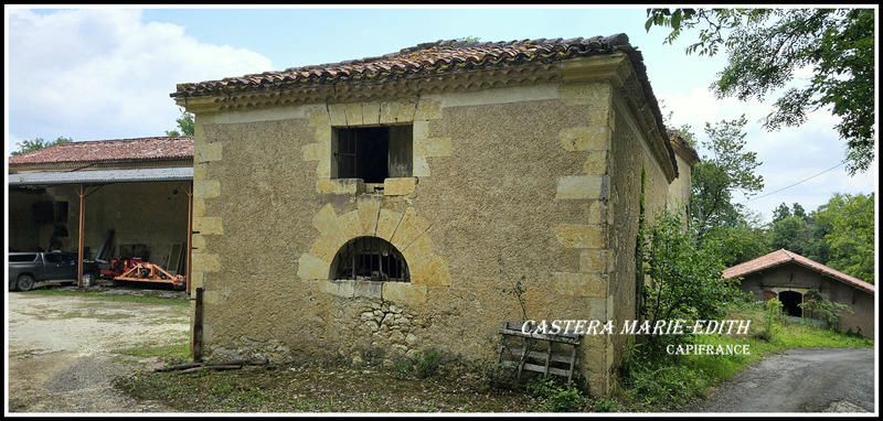 Propriété - 860 m² - 19 pièces