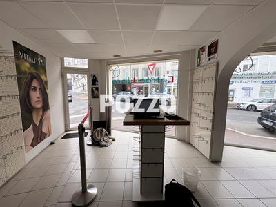 Local commercial - 60 m² - 1 pièce