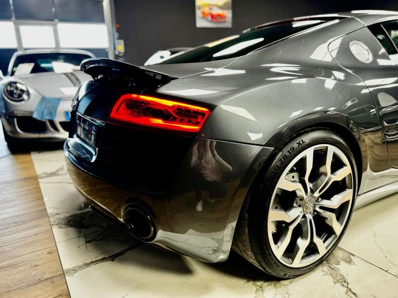 Audi R8 Coupé (2) 4.2 V8 Fsi 430 s tronic 7