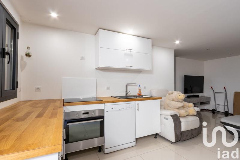 Maison - 180 m² - 5 pièces