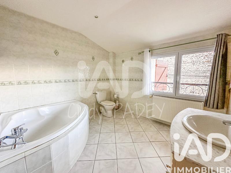 Maison - 105 m² - 4 pièces