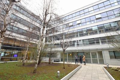 Bureau - 901 m²