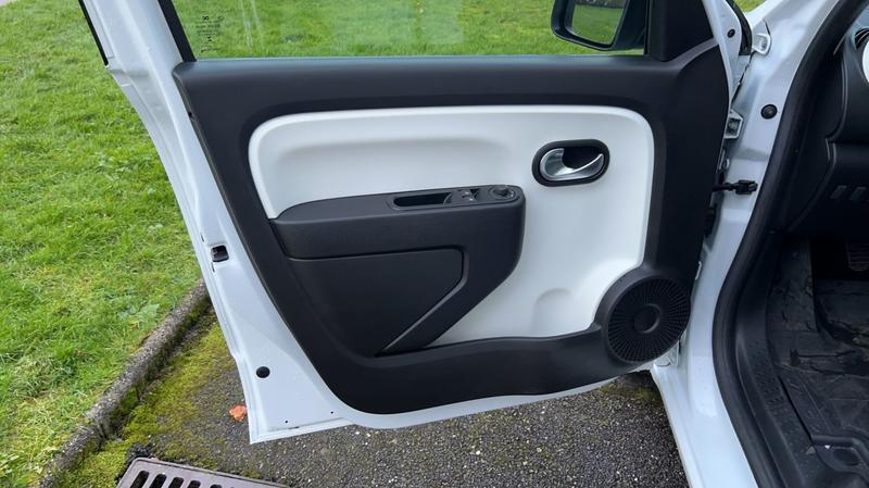 Renault Twingo III 1.0 SCe 75 Zen