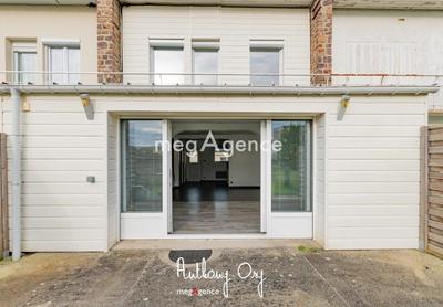 Maison de ville - 75 m² - 4 pièces