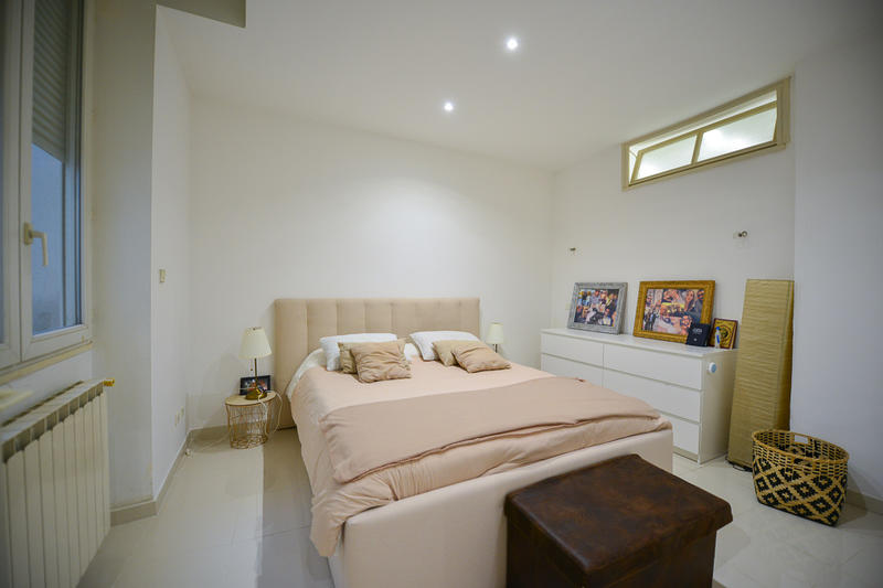 Appartement - 98 m² - 4 pièces