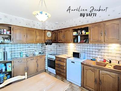 Maison - 151 m² - 6 pièces