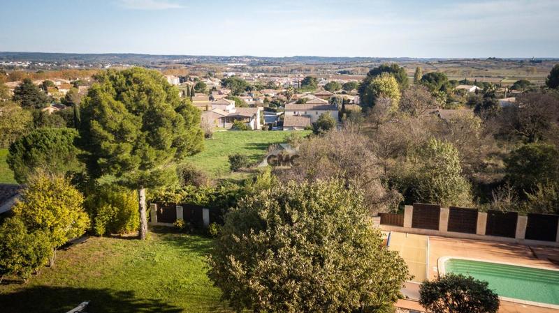 Demeure - 219 m² - 9 pièces