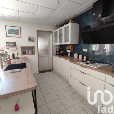 Maison - 181 m² - 8 pièces