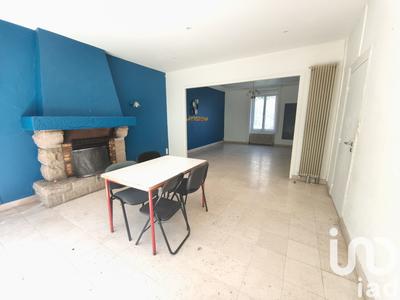 Maison - 297 m² - 11 pièces