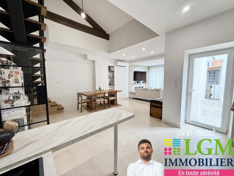 Immeuble - 170 m² - 6 pièces