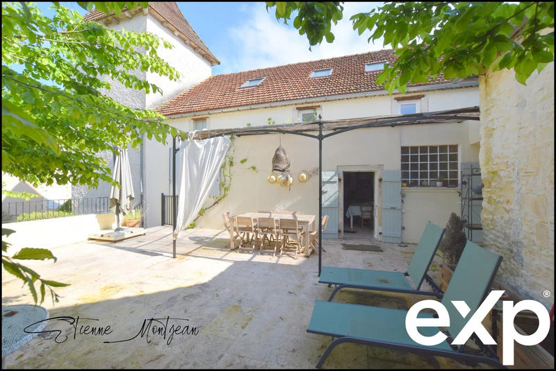 Maison traditionnelle - 169 m²