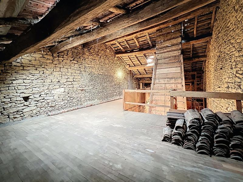 Maison - 147 m² - 7 pièces