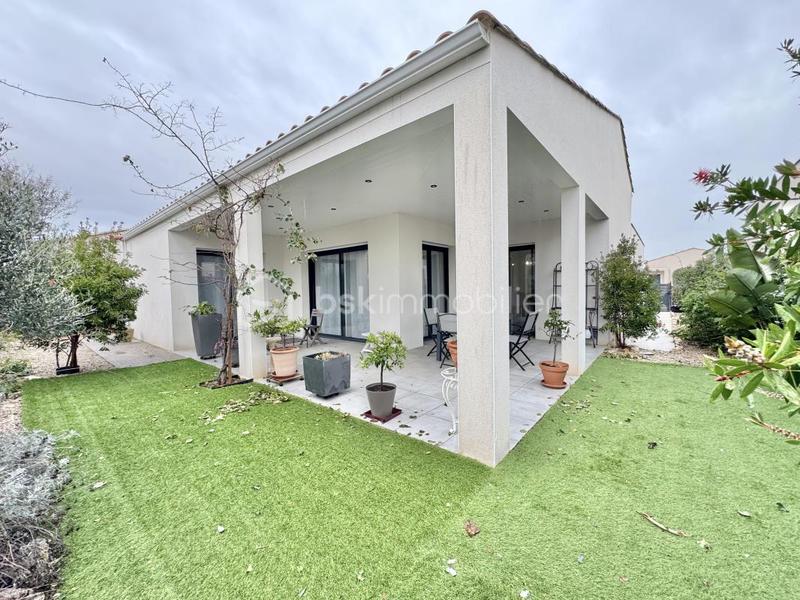 Maison traditionnelle - 107 m² - 4 pièces