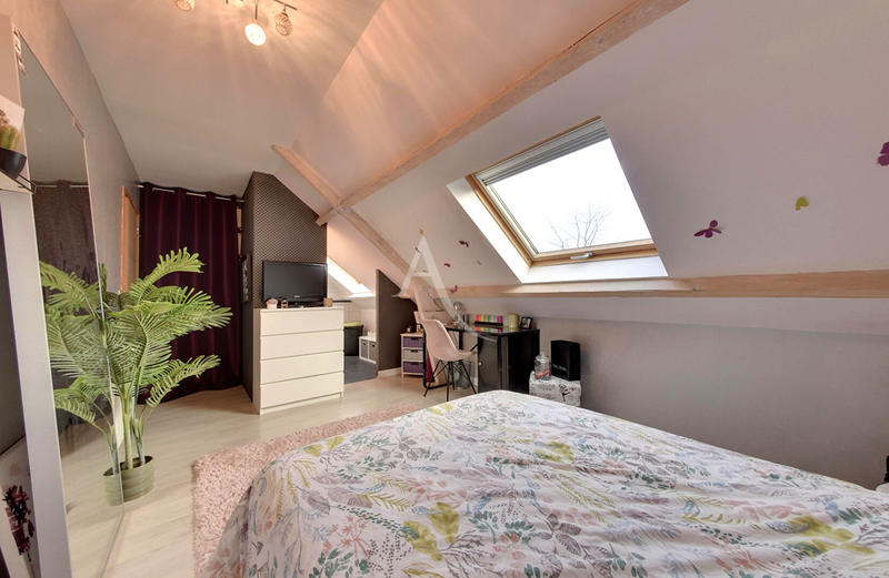 Maison - 170 m² - 7 pièces