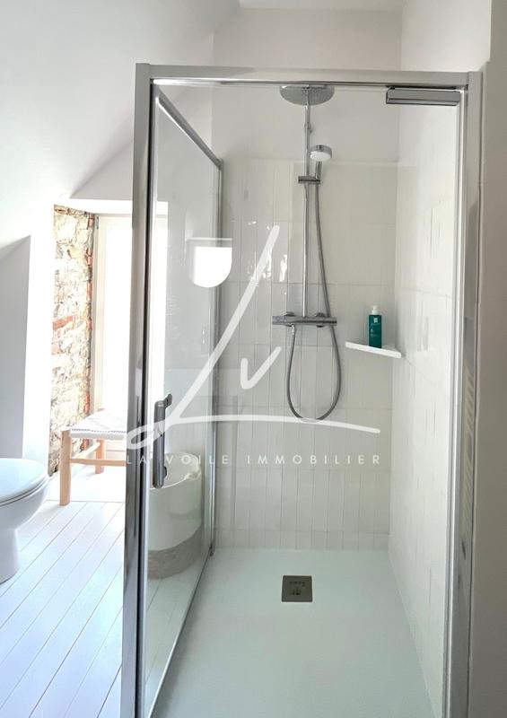 Maison ancienne - 161 m² - 8 pièces