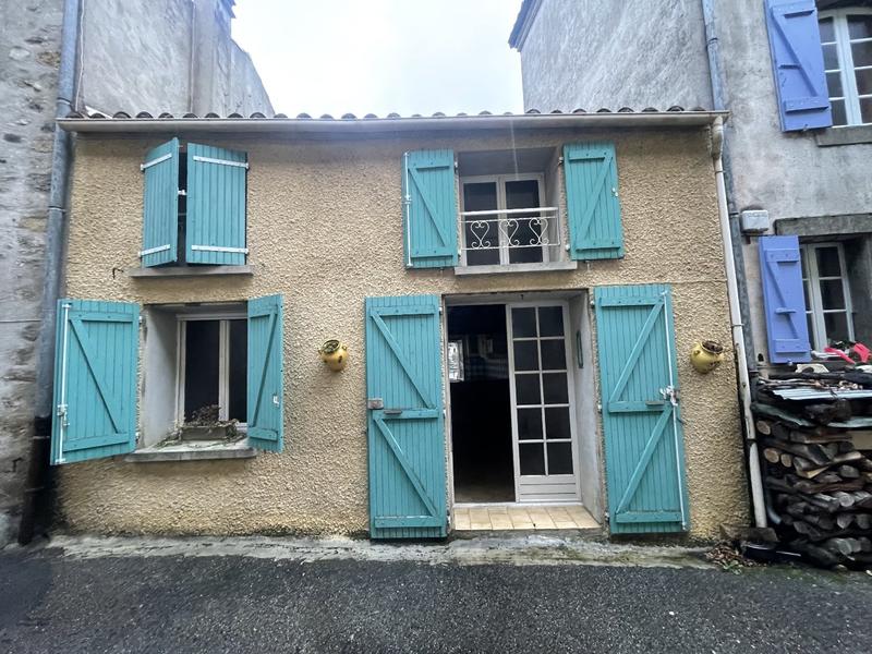 Maison - 99 m² - 5 pièces