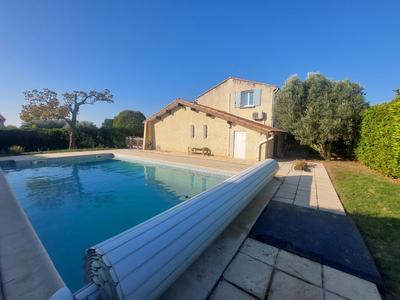 Villa - 144 m² - 8 pièces