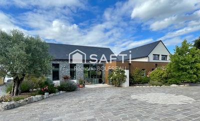 Villa - 256 m² - 7 pièces