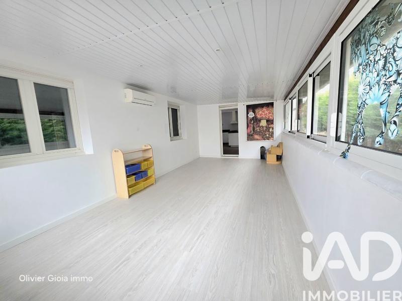 Maison - 245 m² - 7 pièces