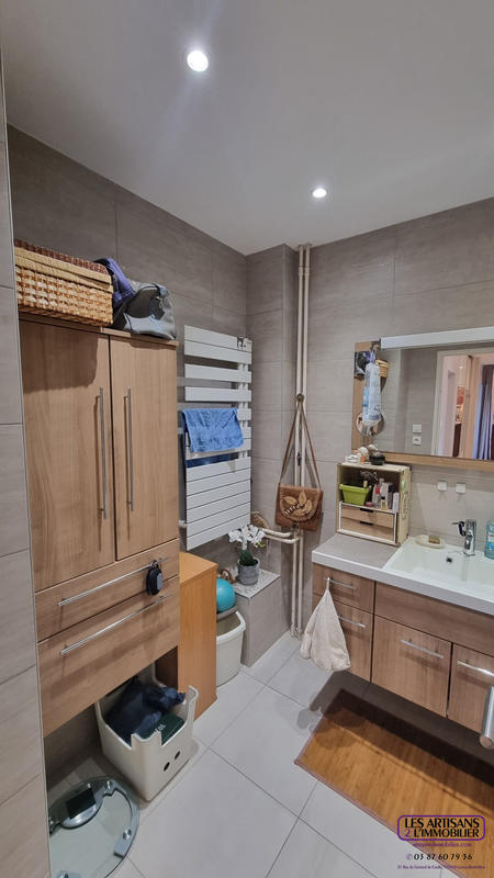 Appartement - 105 m² - 5 pièces