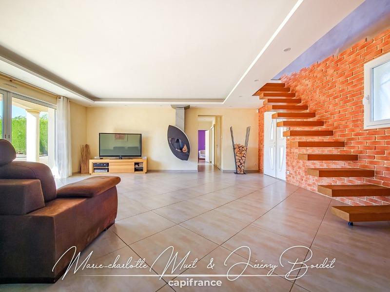 Maison - 135 m² - 4 pièces