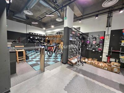 Immeuble - 102 m² - 3 pièces