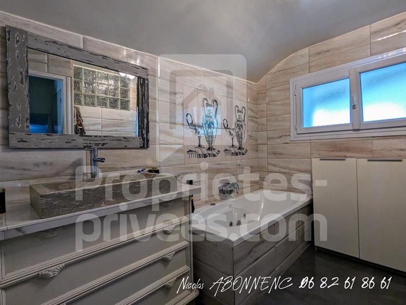 Maison - 166 m² - 7 pièces