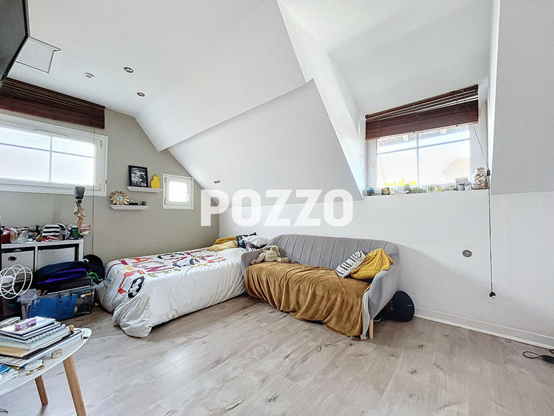 Maison - 135 m² - 6 pièces