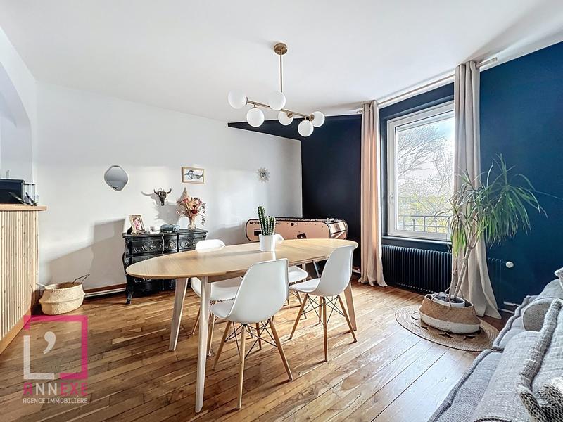 Appartement - 95 m² - 4 pièces