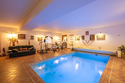 Maison - 193 m² - 6 pièces