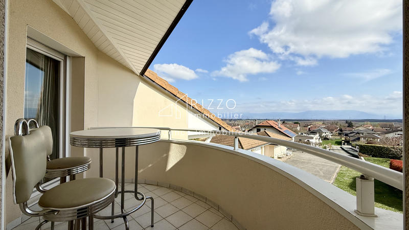 Maison - 418 m² - 12 pièces