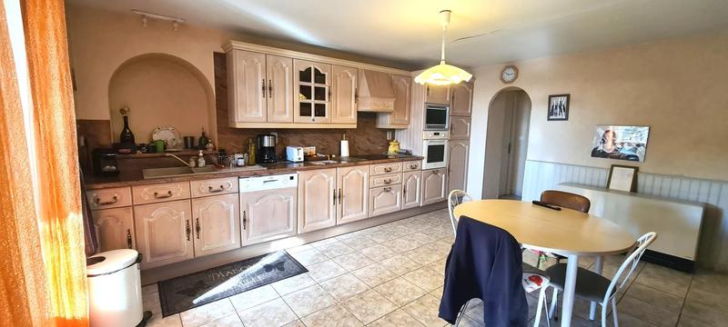 Maison - 150 m² - 6 pièces